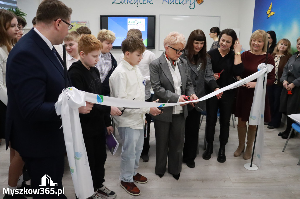 Fotorelacja: ZAKĄTEK NATURY w Szkole Podstawowej w Poraju