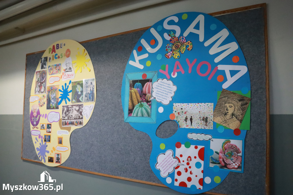 Fotorelacja: ZAKĄTEK NATURY w Szkole Podstawowej w Poraju