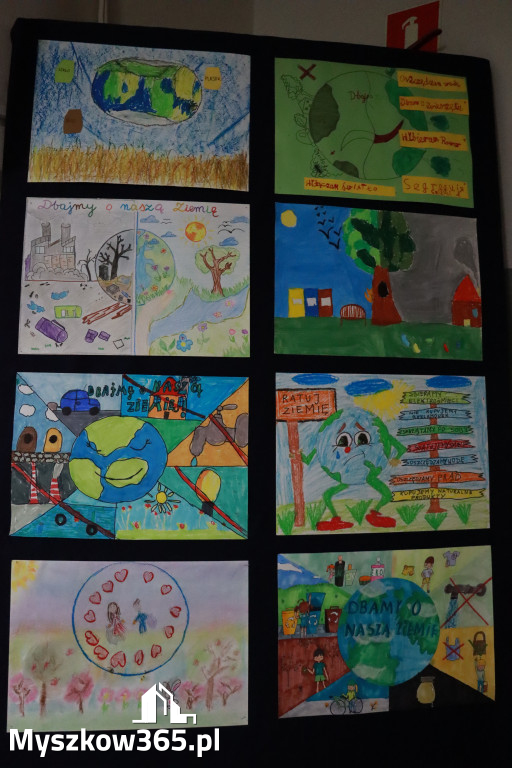 Fotorelacja: ZAKĄTEK NATURY w Szkole Podstawowej w Poraju