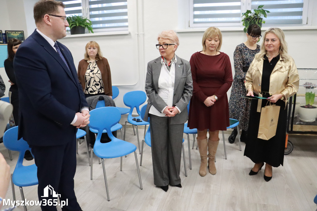 Fotorelacja: ZAKĄTEK NATURY w Szkole Podstawowej w Poraju