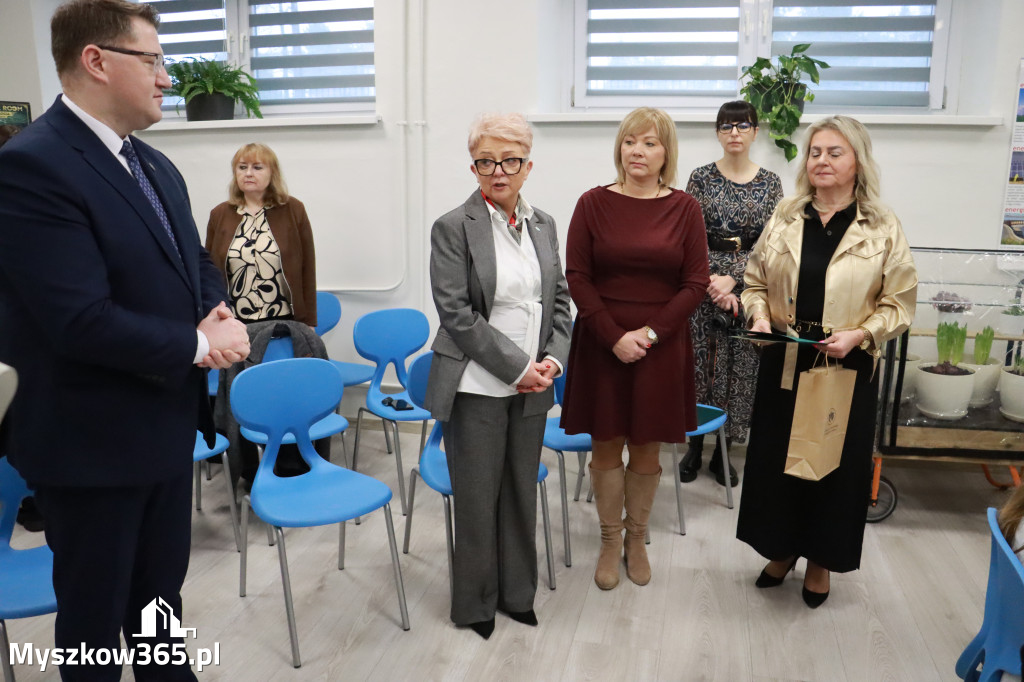 Fotorelacja: ZAKĄTEK NATURY w Szkole Podstawowej w Poraju