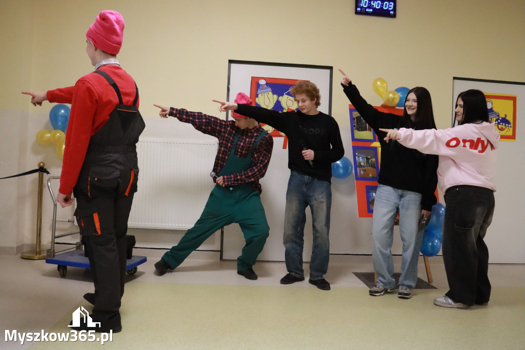 Fotorelacja: Uroczyste otwarcie windy oraz świetlicy szkolnej w SP3 Myszków