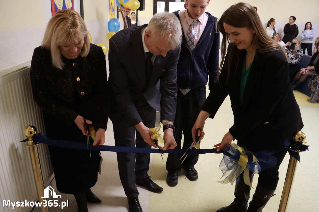 Fotorelacja: Uroczyste otwarcie windy oraz świetlicy szkolnej w SP3 Myszków