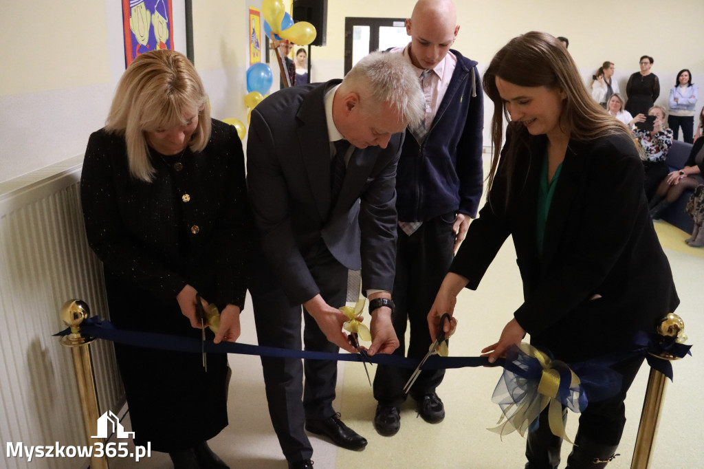 Fotorelacja: Uroczyste otwarcie windy oraz świetlicy szkolnej w SP3 Myszków