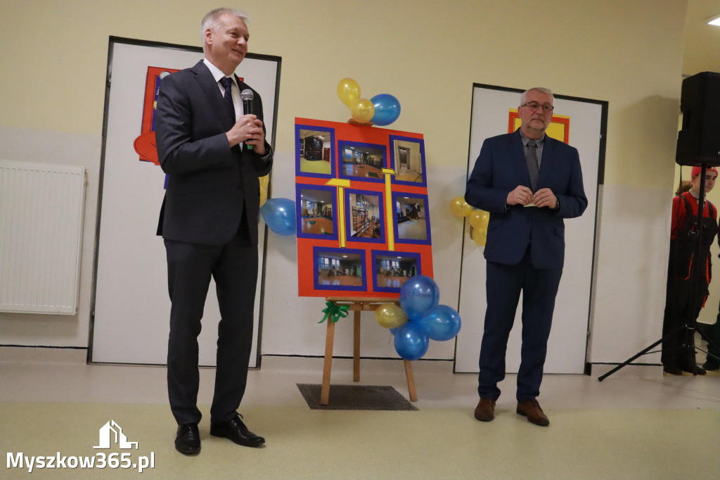 Fotorelacja: Uroczyste otwarcie windy oraz świetlicy szkolnej w SP3 Myszków
