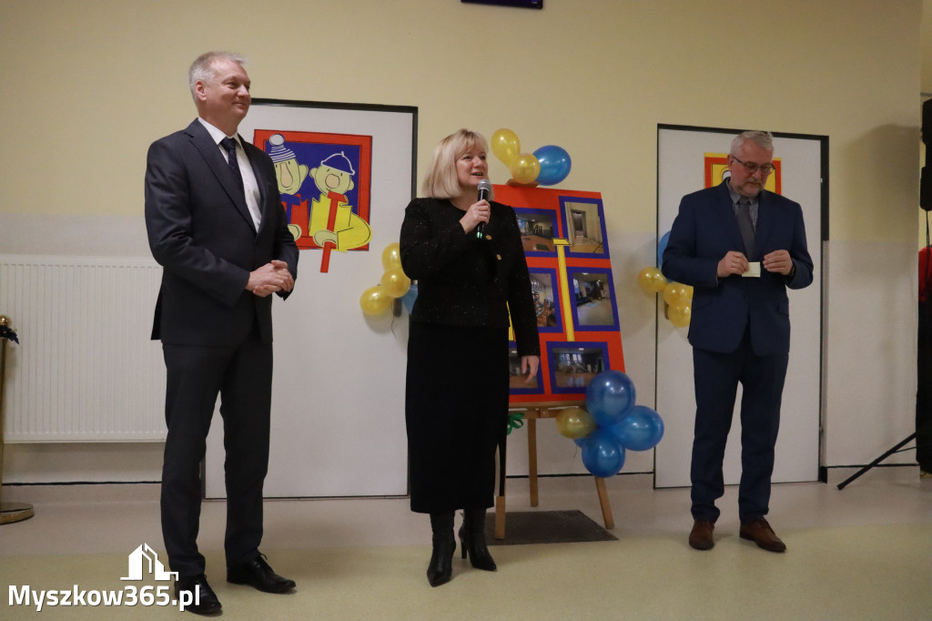 Fotorelacja: Uroczyste otwarcie windy oraz świetlicy szkolnej w SP3 Myszków