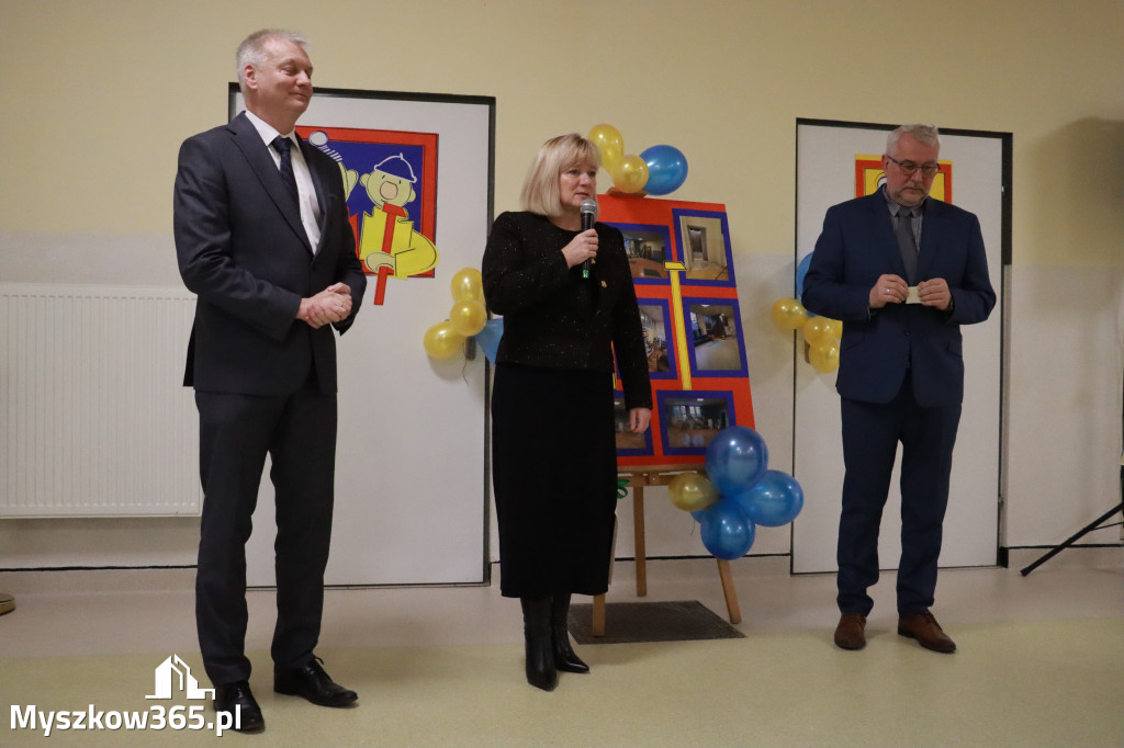 Fotorelacja: Uroczyste otwarcie windy oraz świetlicy szkolnej w SP3 Myszków