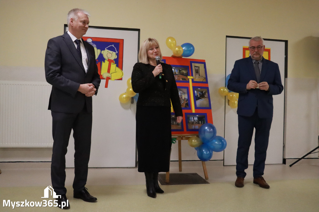 Fotorelacja: Uroczyste otwarcie windy oraz świetlicy szkolnej w SP3 Myszków