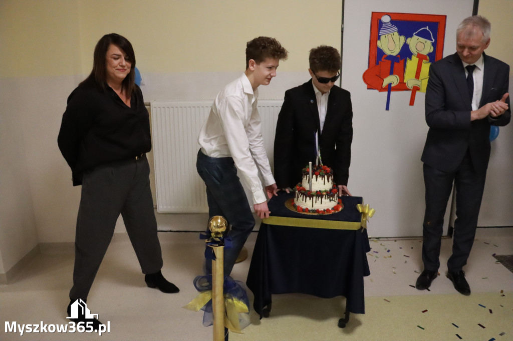 Fotorelacja: Uroczyste otwarcie windy oraz świetlicy szkolnej w SP3 Myszków