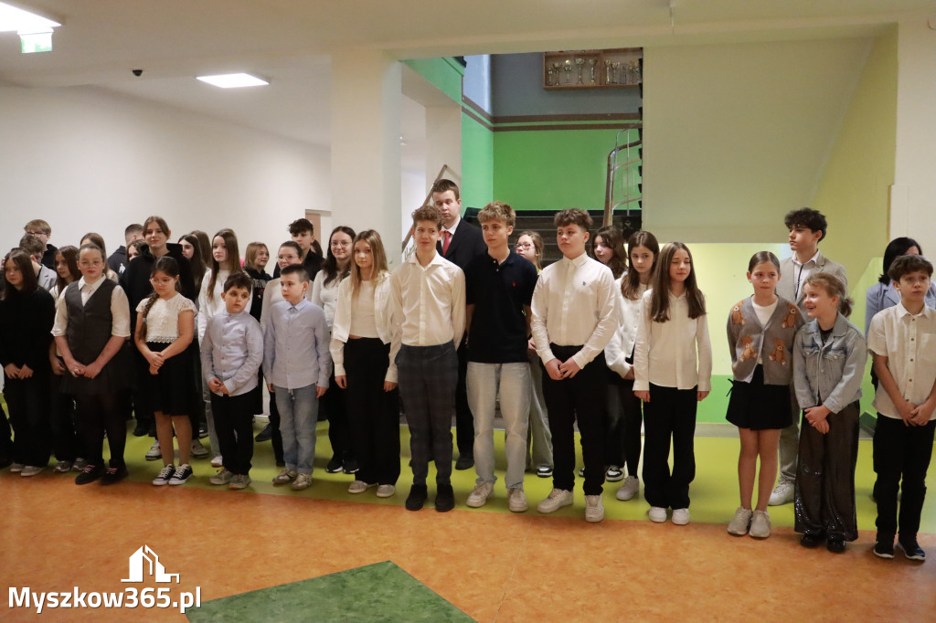 Fotorelacja: Uroczyste otwarcie windy oraz świetlicy szkolnej w SP3 Myszków