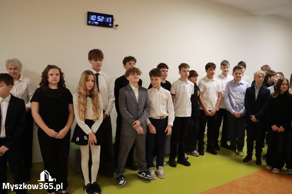 Fotorelacja: Uroczyste otwarcie windy oraz świetlicy szkolnej w SP3 Myszków