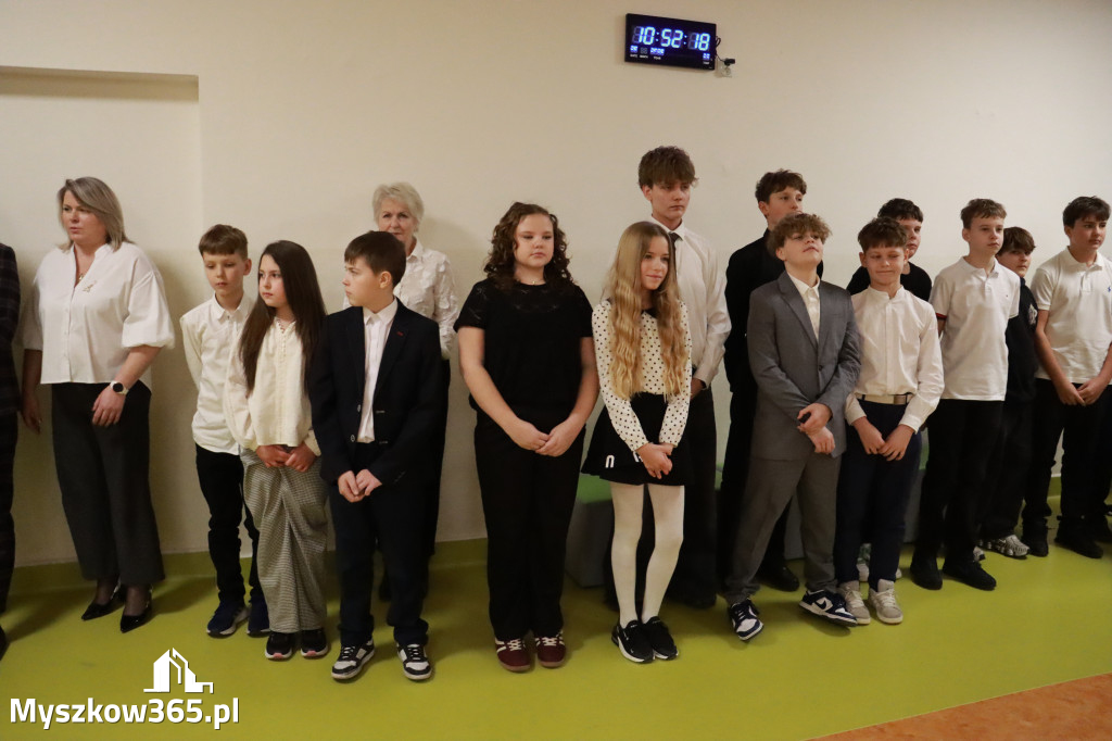 Fotorelacja: Uroczyste otwarcie windy oraz świetlicy szkolnej w SP3 Myszków