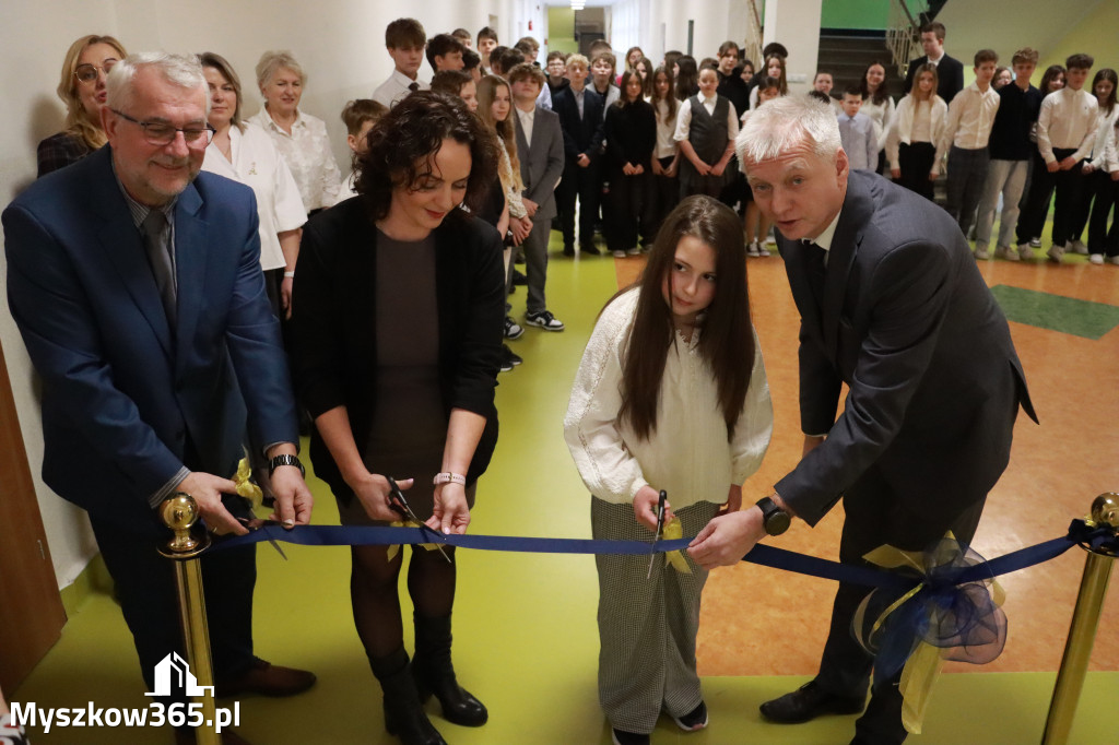 Fotorelacja: Uroczyste otwarcie windy oraz świetlicy szkolnej w SP3 Myszków