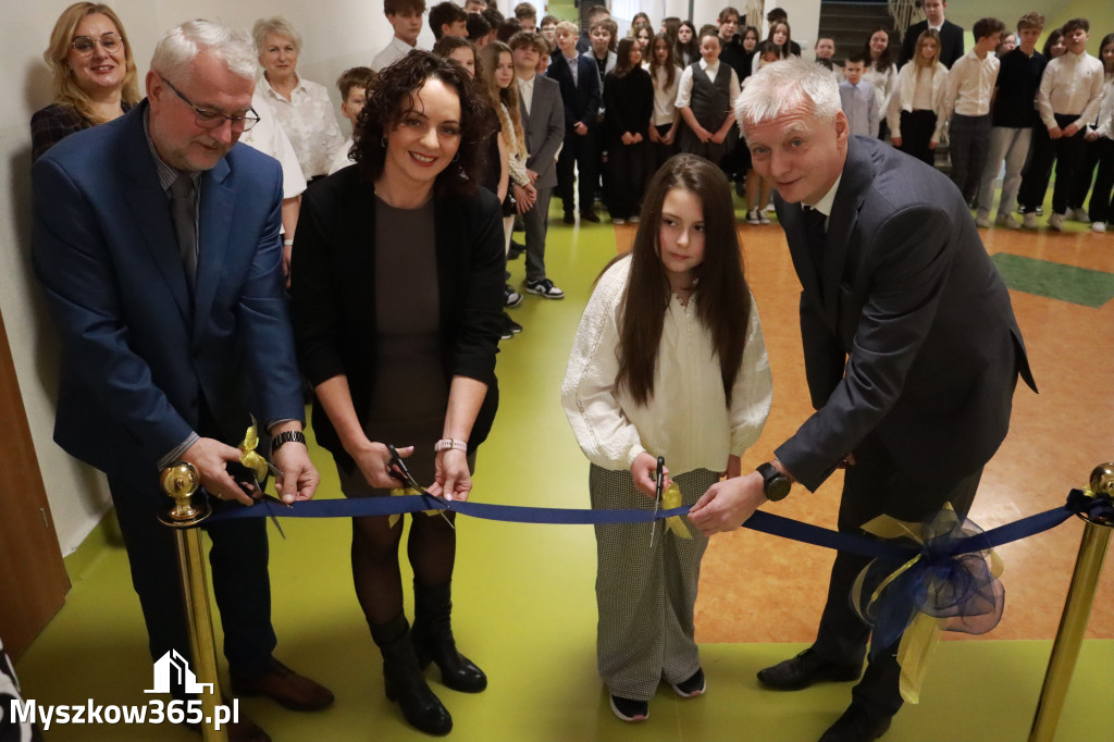 Fotorelacja: Uroczyste otwarcie windy oraz świetlicy szkolnej w SP3 Myszków