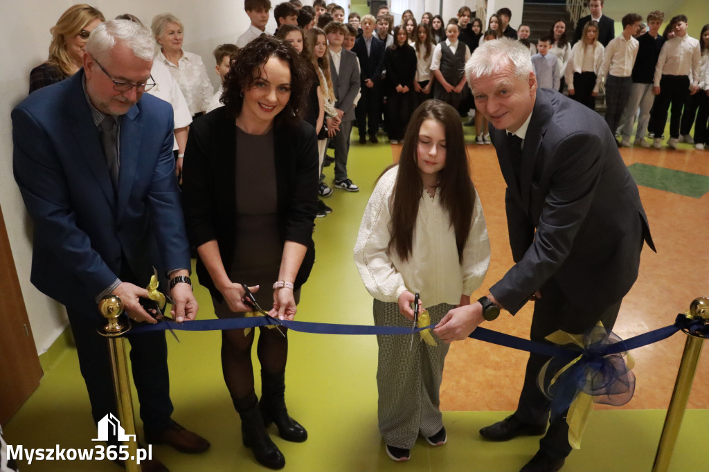 Fotorelacja: Uroczyste otwarcie windy oraz świetlicy szkolnej w SP3 Myszków