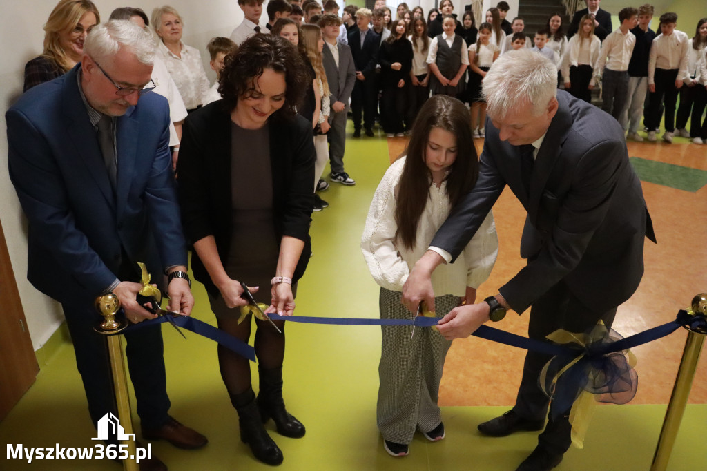 Fotorelacja: Uroczyste otwarcie windy oraz świetlicy szkolnej w SP3 Myszków