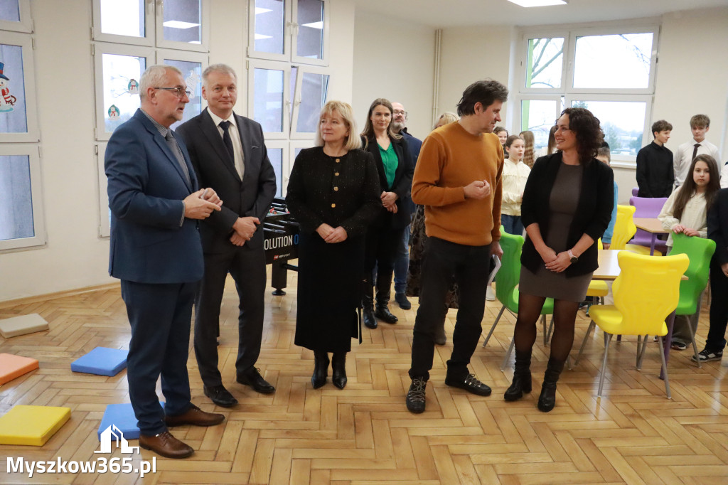 Fotorelacja: Uroczyste otwarcie windy oraz świetlicy szkolnej w SP3 Myszków