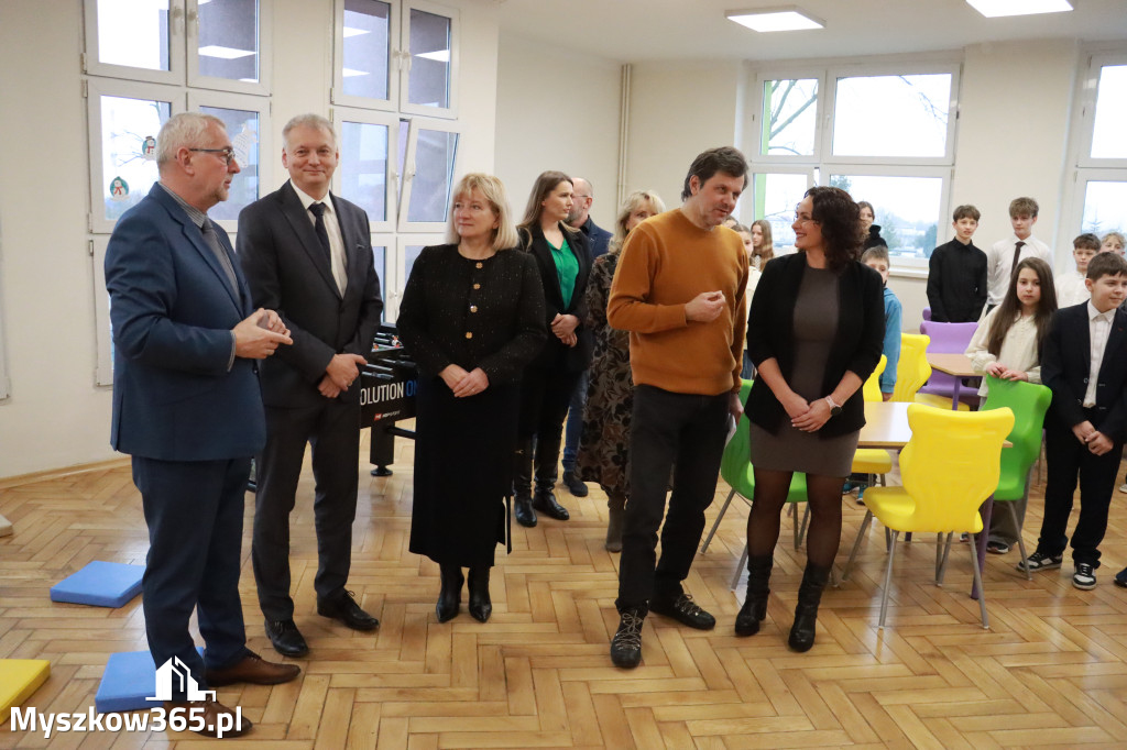 Fotorelacja: Uroczyste otwarcie windy oraz świetlicy szkolnej w SP3 Myszków
