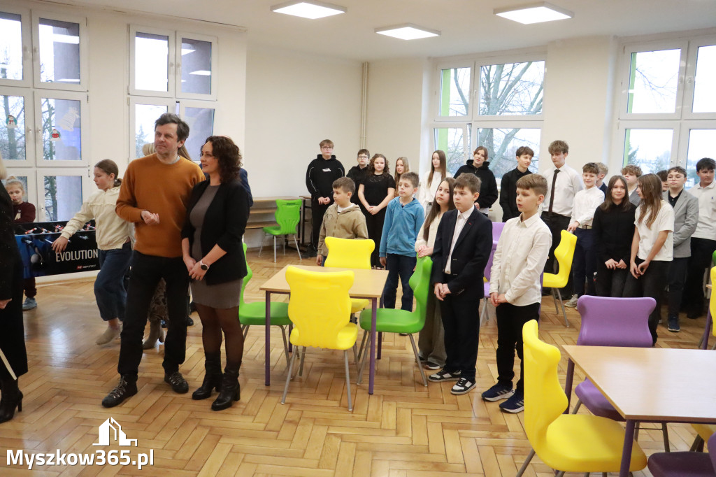 Fotorelacja: Uroczyste otwarcie windy oraz świetlicy szkolnej w SP3 Myszków