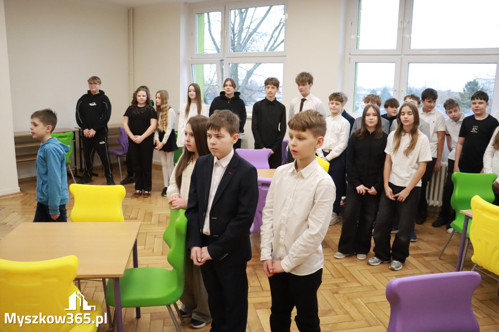 Fotorelacja: Uroczyste otwarcie windy oraz świetlicy szkolnej w SP3 Myszków