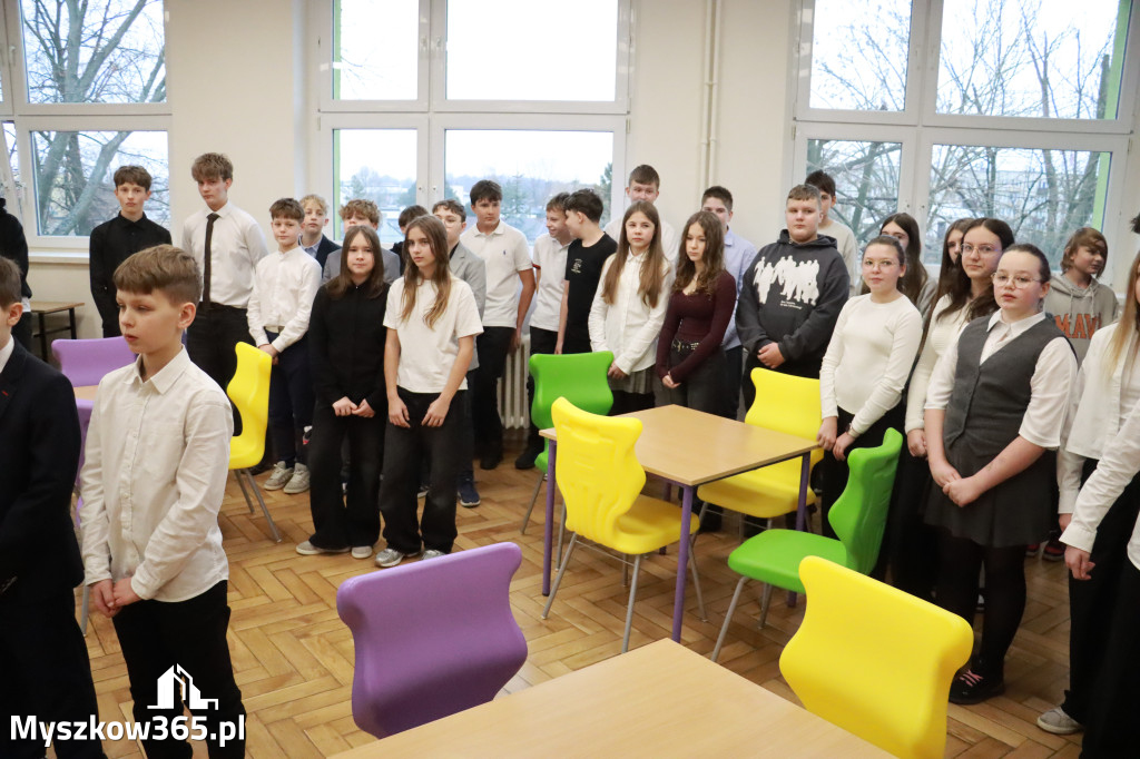 Fotorelacja: Uroczyste otwarcie windy oraz świetlicy szkolnej w SP3 Myszków