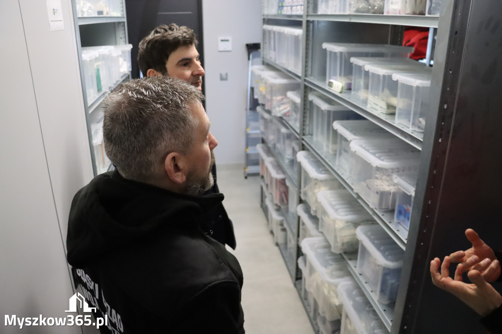 Fotorelacja: Przekazanie sprzętu dla Grupy Jurajskiej GOPR w Podlesicach gmina Kroczyce