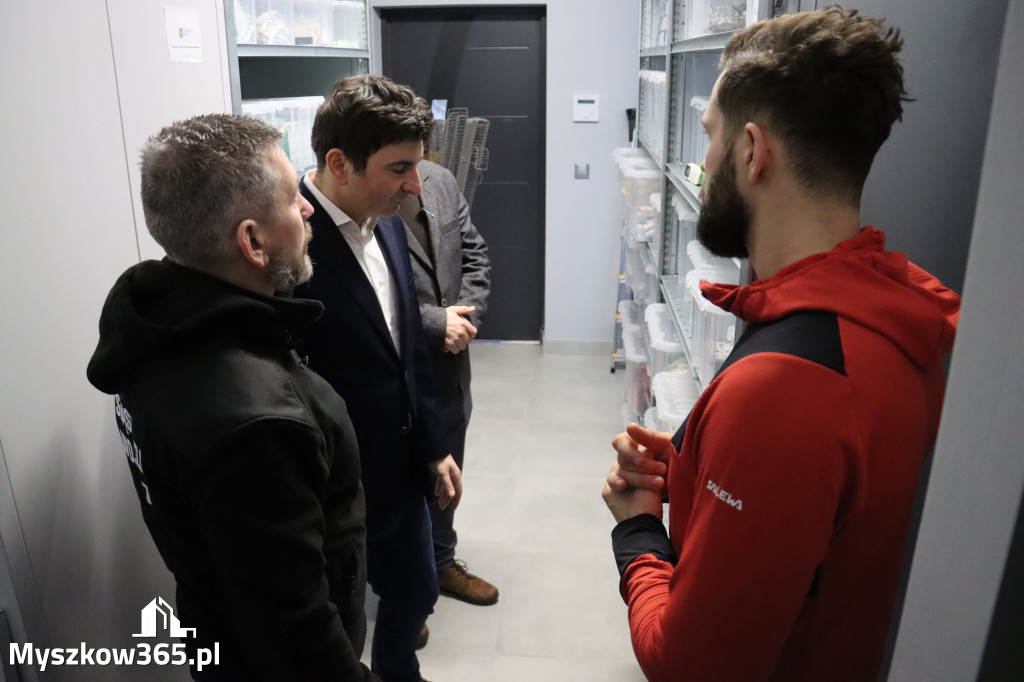 Fotorelacja: Przekazanie sprzętu dla Grupy Jurajskiej GOPR w Podlesicach gmina Kroczyce