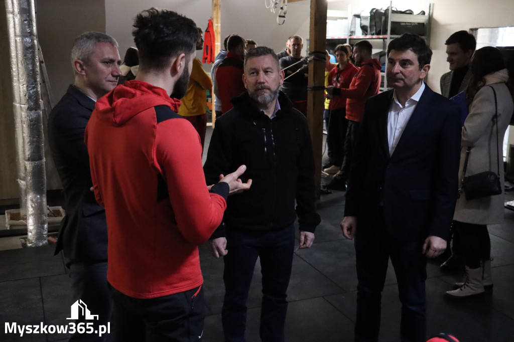 Fotorelacja: Przekazanie sprzętu dla Grupy Jurajskiej GOPR w Podlesicach gmina Kroczyce