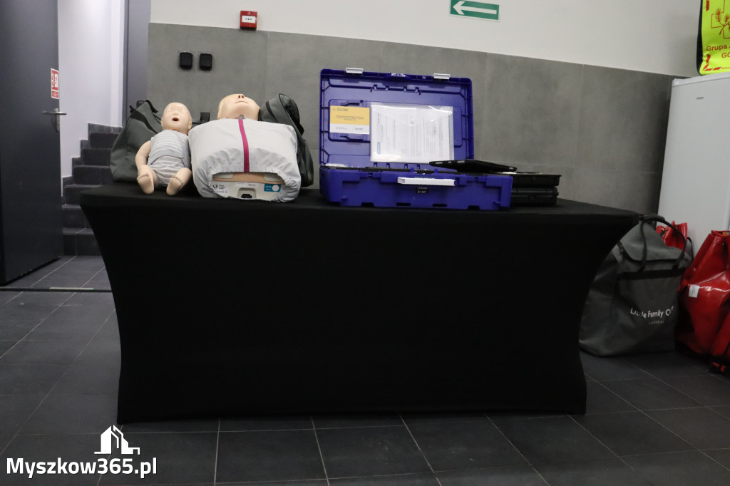 Fotorelacja: Przekazanie sprzętu dla Grupy Jurajskiej GOPR w Podlesicach gmina Kroczyce