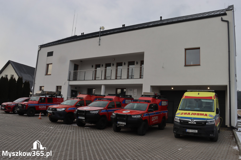 Fotorelacja: Przekazanie sprzętu dla Grupy Jurajskiej GOPR w Podlesicach gmina Kroczyce