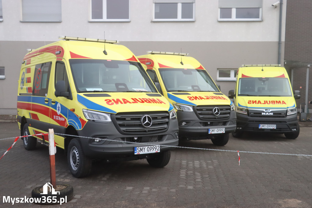 Fotorelacja: Briefing prasowy - zakup trzech ambulansów dla SPZOZ w Myszkowie