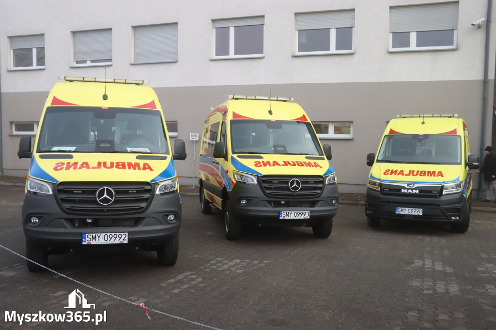 Fotorelacja: Briefing prasowy - zakup trzech ambulansów dla SPZOZ w Myszkowie