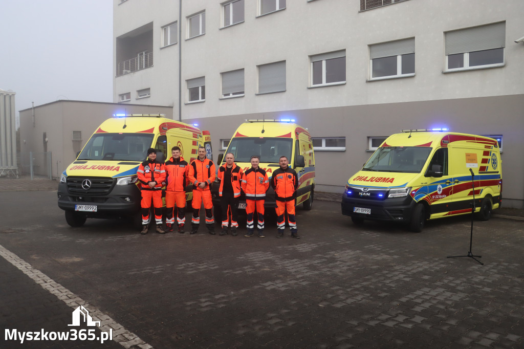 Fotorelacja: Briefing prasowy - zakup trzech ambulansów dla SPZOZ w Myszkowie