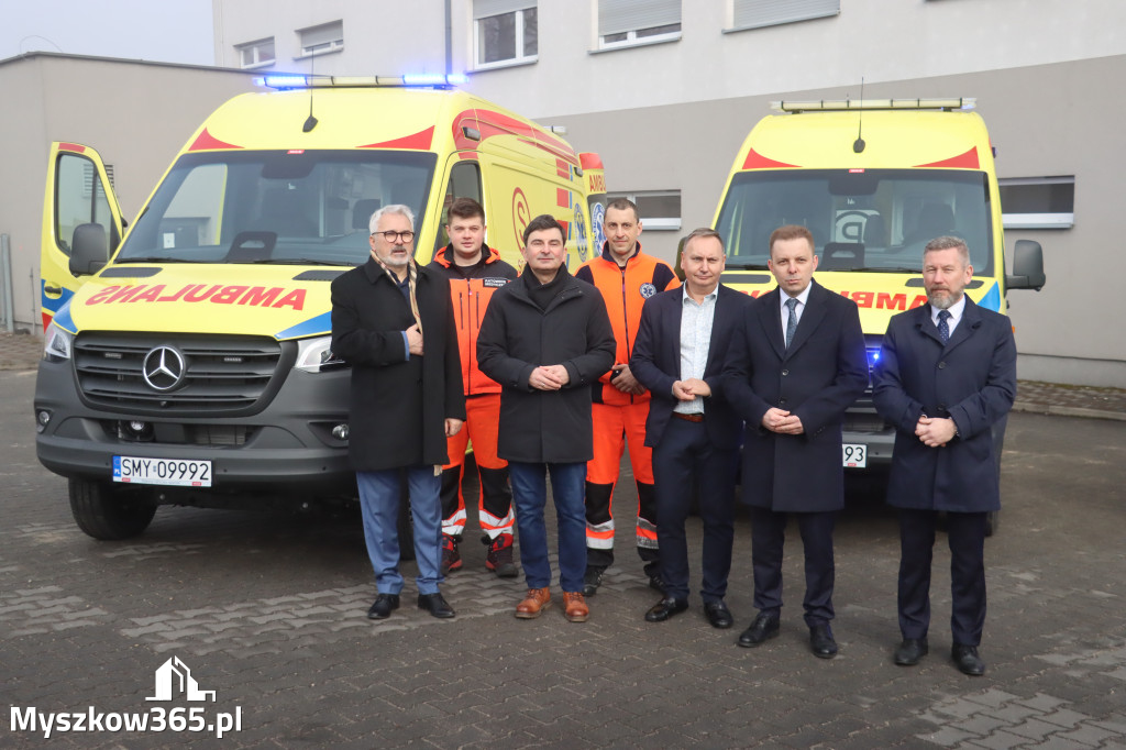 Fotorelacja: Briefing prasowy - zakup trzech ambulansów dla SPZOZ w Myszkowie
