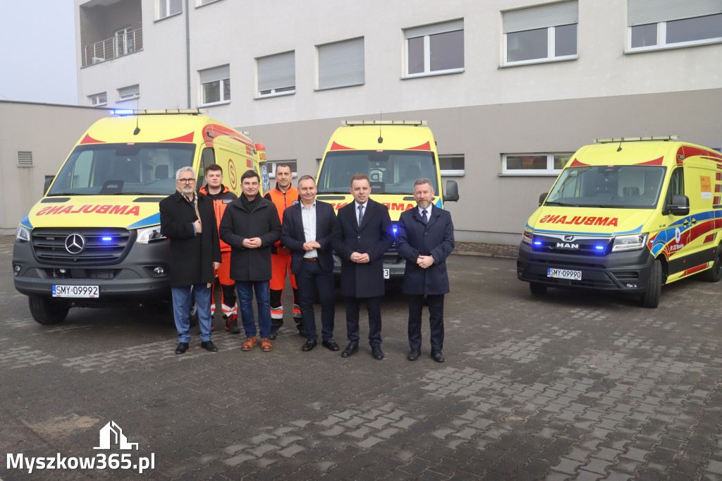 Fotorelacja: Briefing prasowy - zakup trzech ambulansów dla SPZOZ w Myszkowie