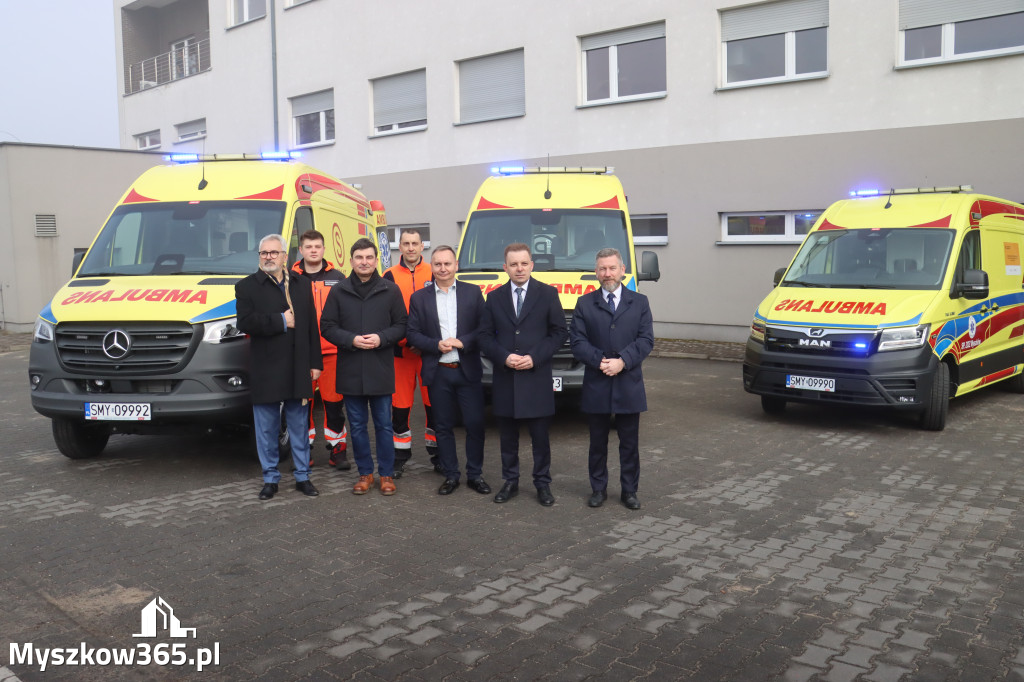 Fotorelacja: Briefing prasowy - zakup trzech ambulansów dla SPZOZ w Myszkowie