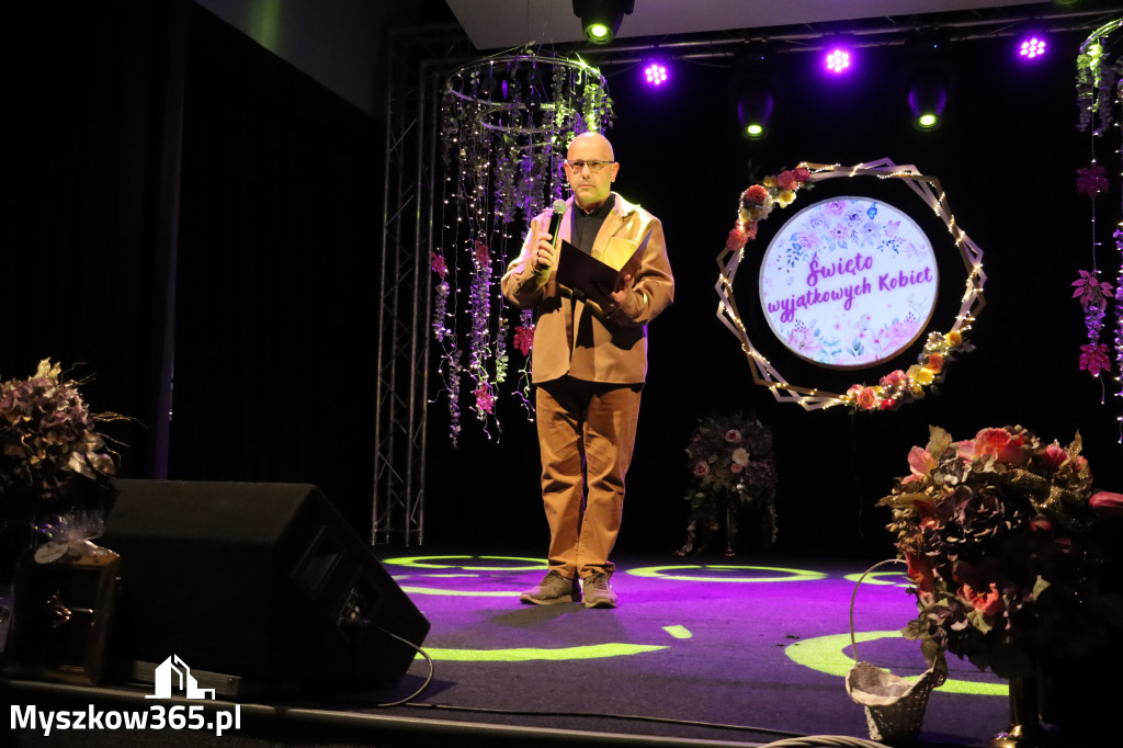 Fotorelacja: Święto Wyjątkowych Kobiet w Poraju