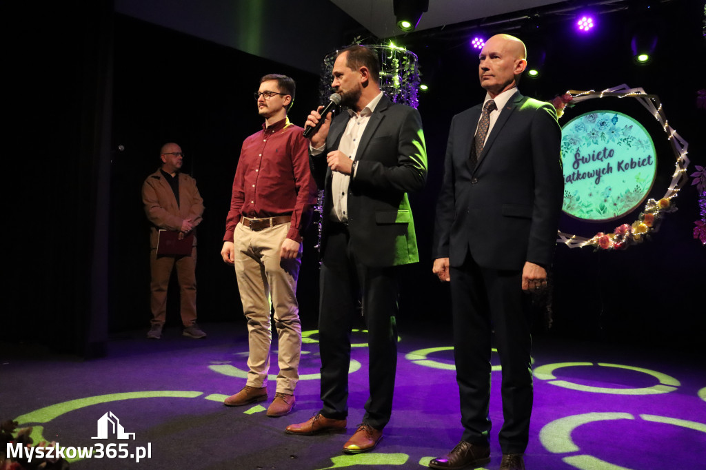 Fotorelacja: Święto Wyjątkowych Kobiet w Poraju