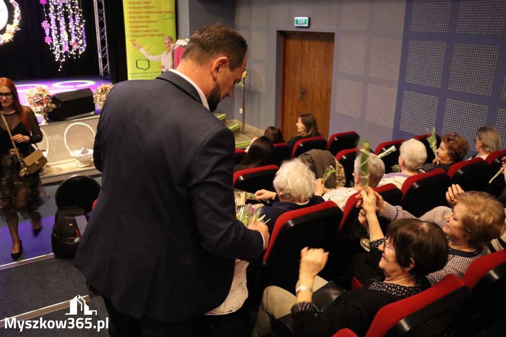 Fotorelacja: Święto Wyjątkowych Kobiet w Poraju