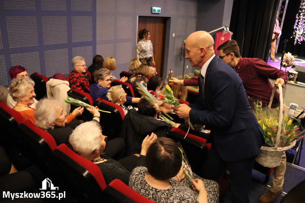 Fotorelacja: Święto Wyjątkowych Kobiet w Poraju