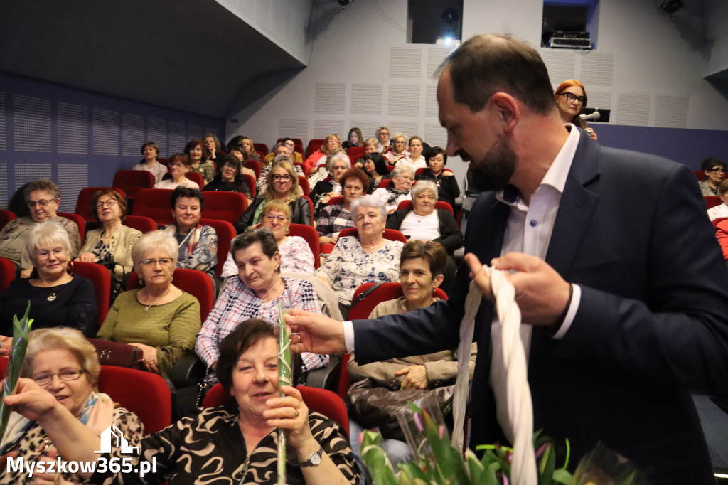 Fotorelacja: Święto Wyjątkowych Kobiet w Poraju