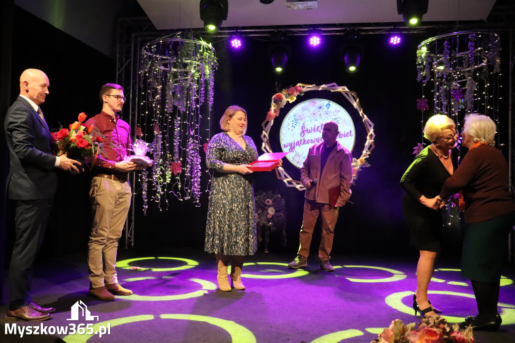 Fotorelacja: Święto Wyjątkowych Kobiet w Poraju