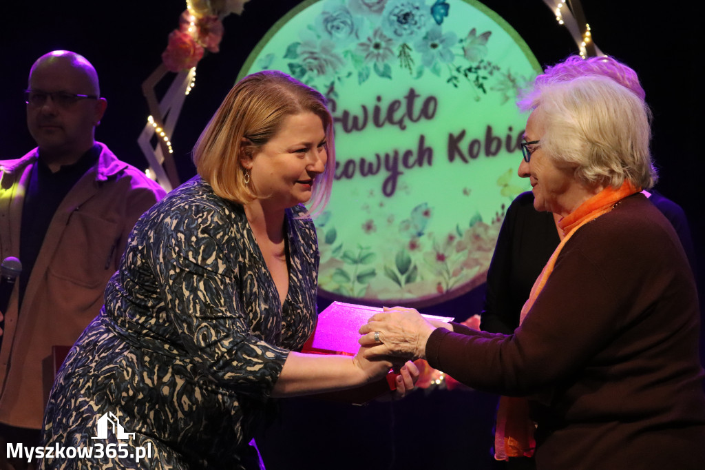 Fotorelacja: Święto Wyjątkowych Kobiet w Poraju