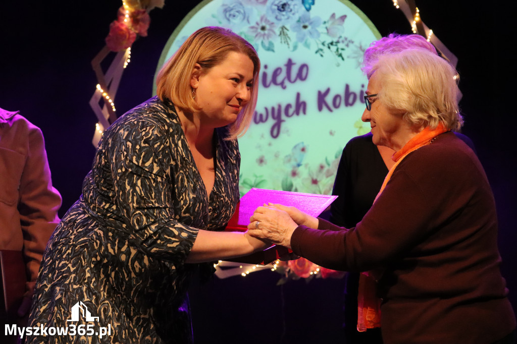 Fotorelacja: Święto Wyjątkowych Kobiet w Poraju