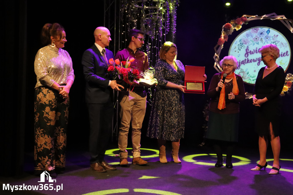 Fotorelacja: Święto Wyjątkowych Kobiet w Poraju