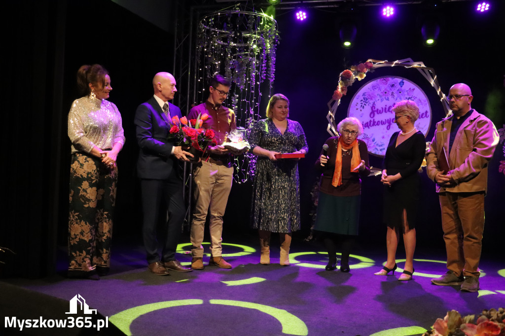 Fotorelacja: Święto Wyjątkowych Kobiet w Poraju