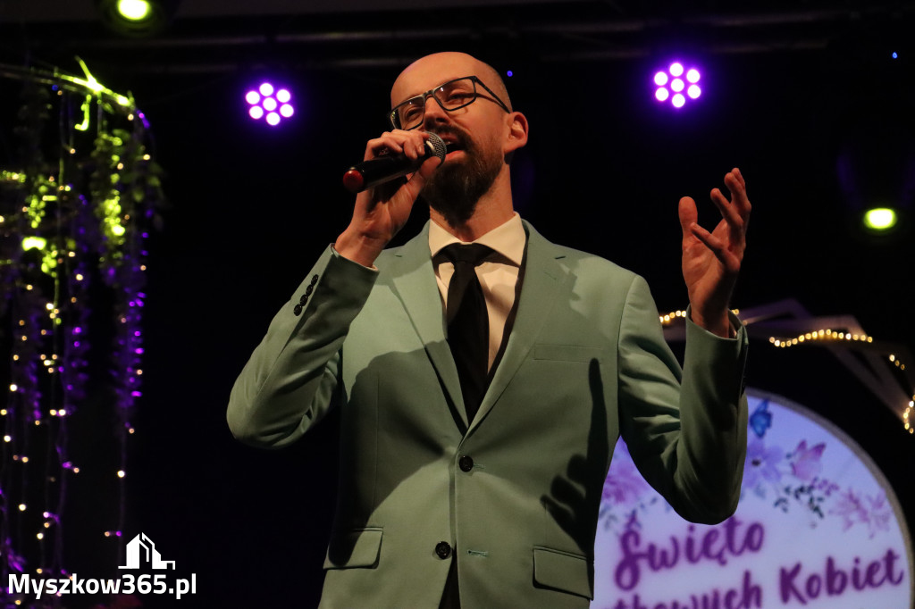 Fotorelacja: Święto Wyjątkowych Kobiet w Poraju