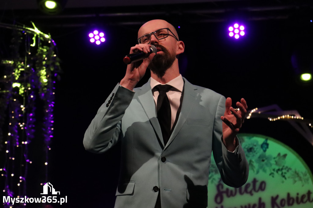 Fotorelacja: Święto Wyjątkowych Kobiet w Poraju