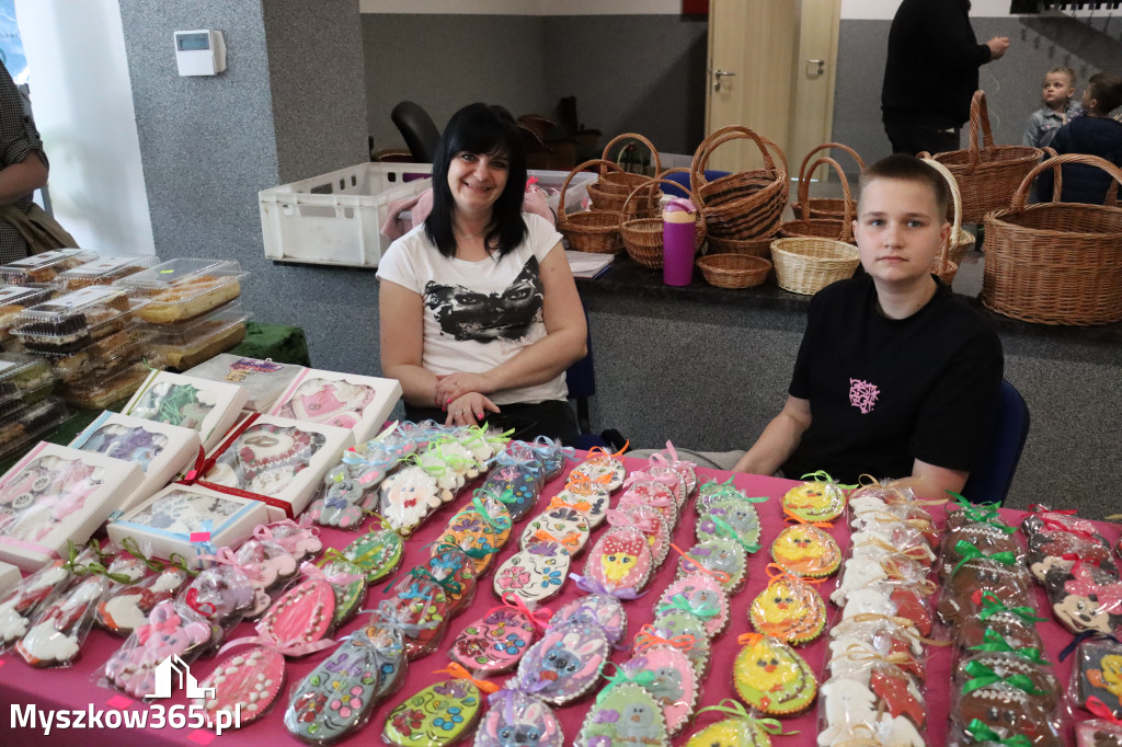 Fotorelacja: Kiermasz Wielkanocny w MDK Myszków