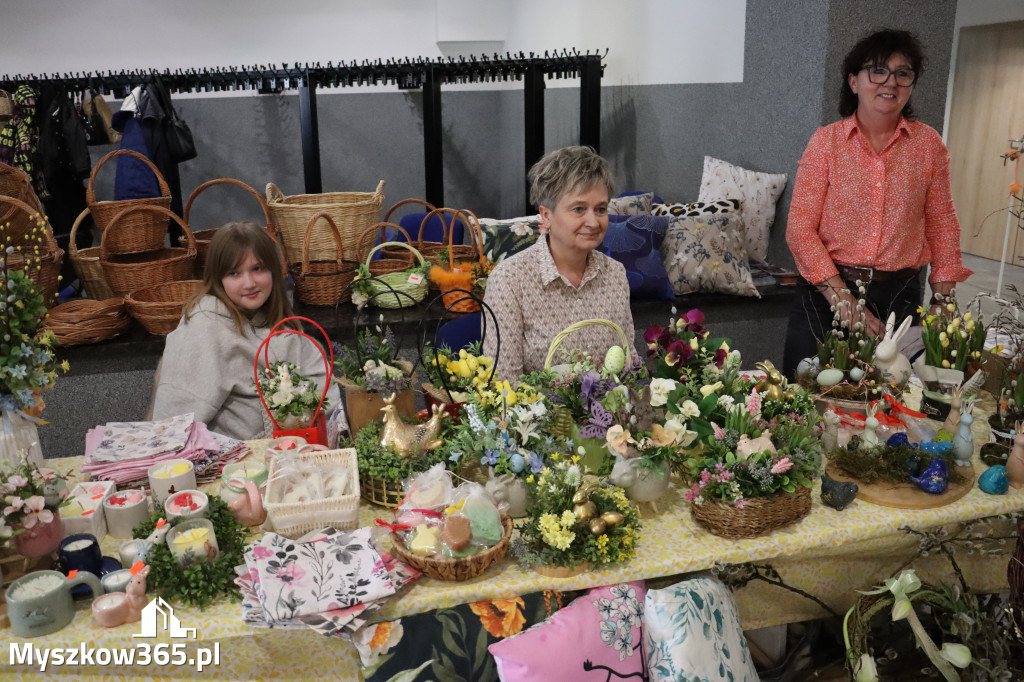 Fotorelacja: Kiermasz Wielkanocny w MDK Myszków